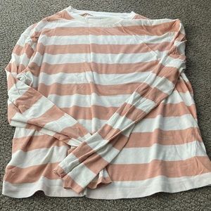 Womens long sleeve shirt, size medium